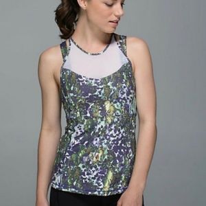 Lululemon Running in the City tank